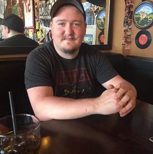 Meet your Posher, Christian